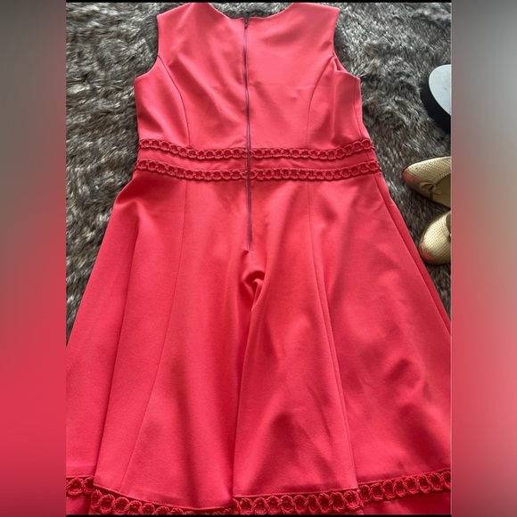 Calvin Klein - Picture 4 of 10